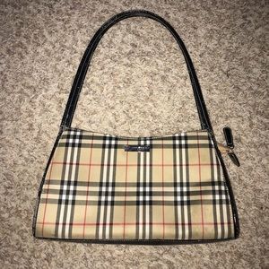 💛FINAL DROP GET IT NOW💛 Burberry London Purse